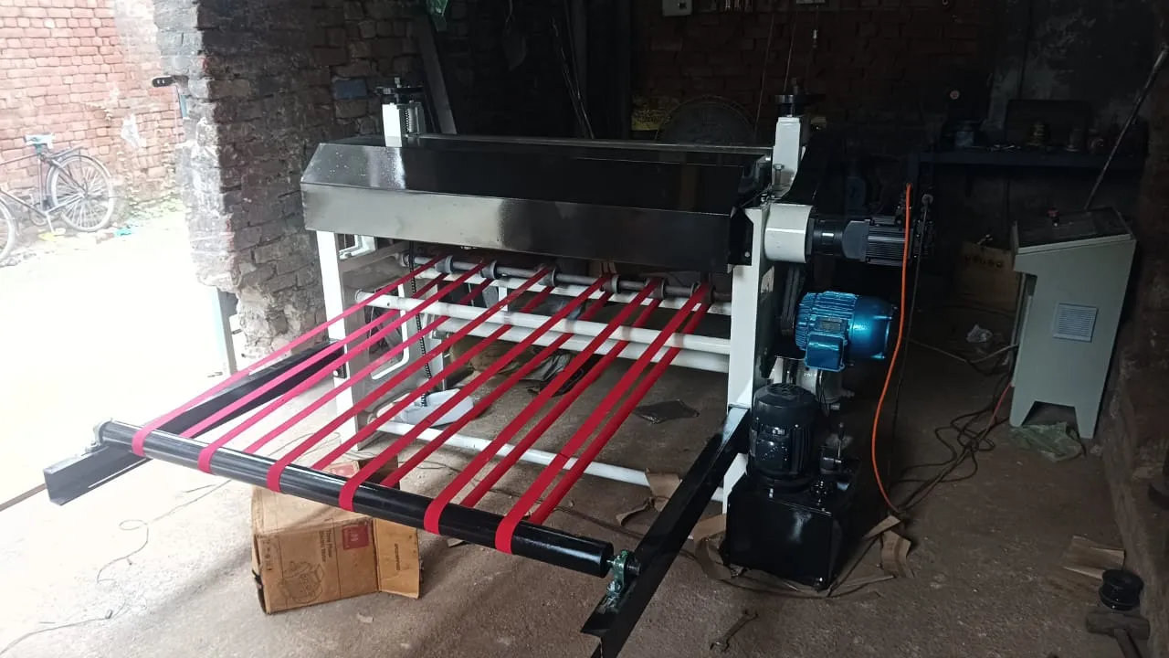 JJ Mark Roll to sheet cutting machine is in Karnat...