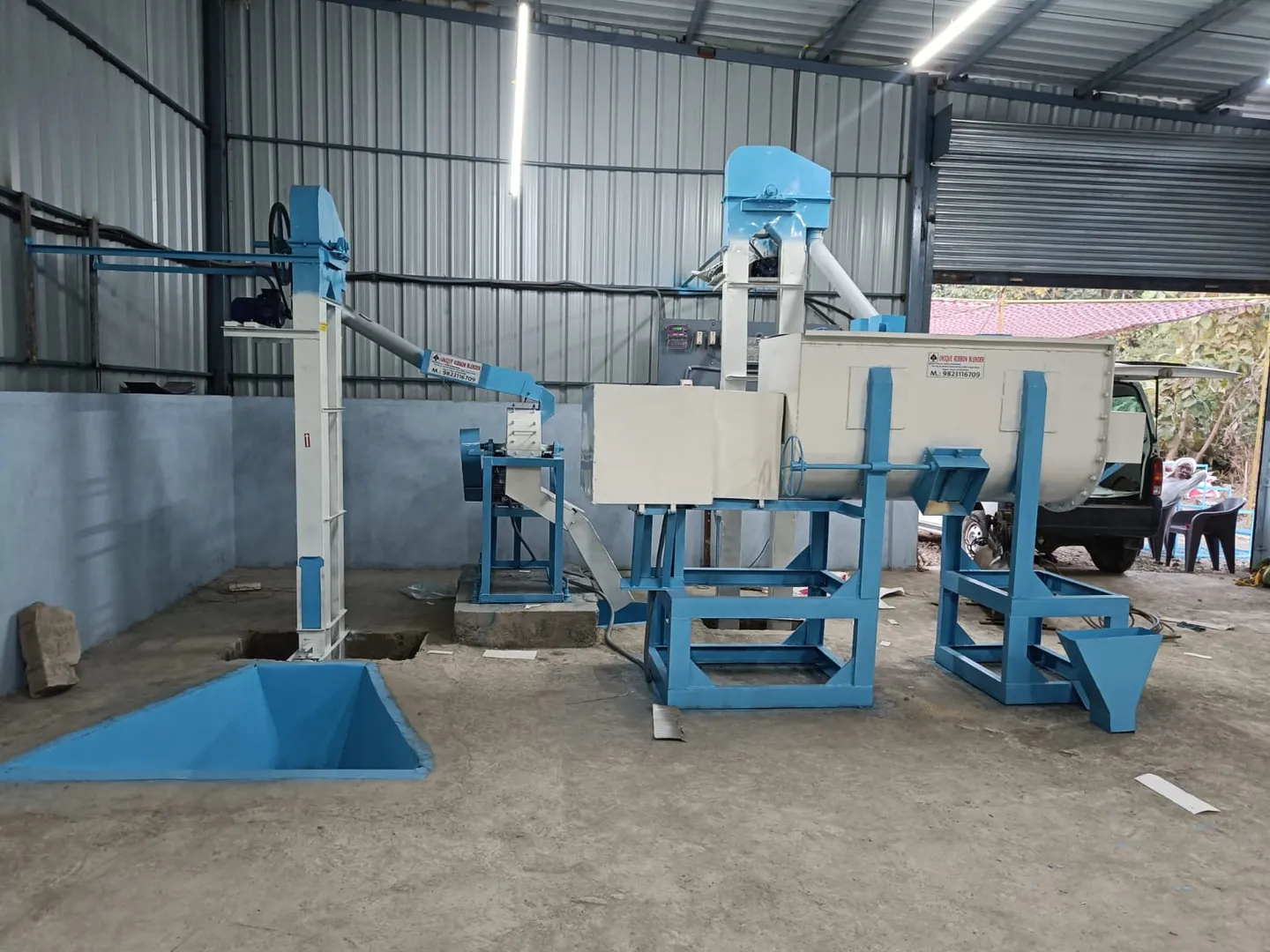 Best cattle feed in Maharashtra
cattle feed machin...