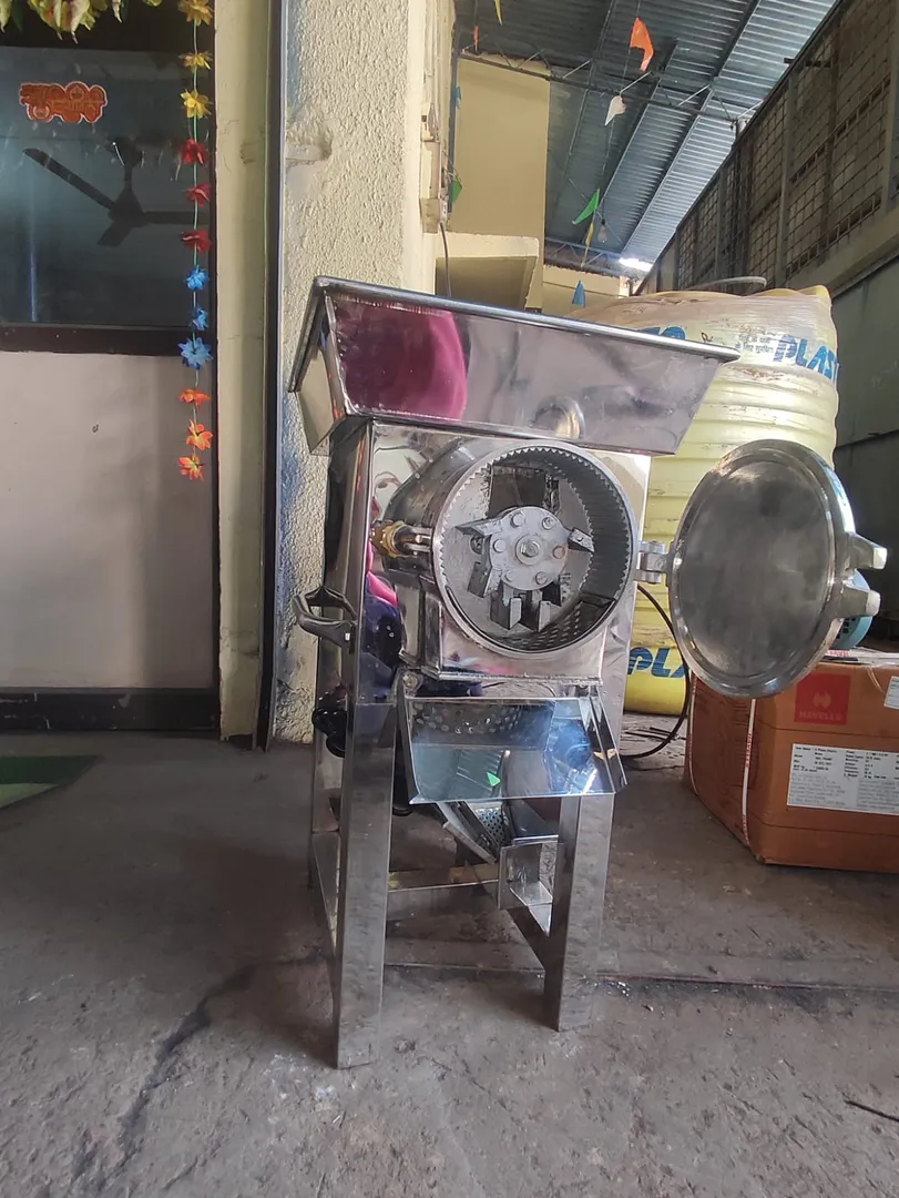 Commercial gravy making machine
Gravy making machi...