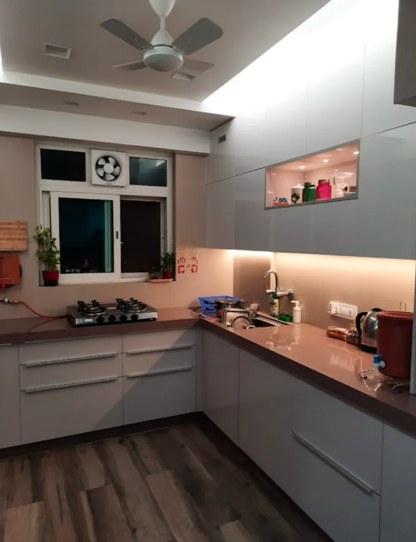 Modular Kitchen Manufacturer in Thane West
#L-Sha...
