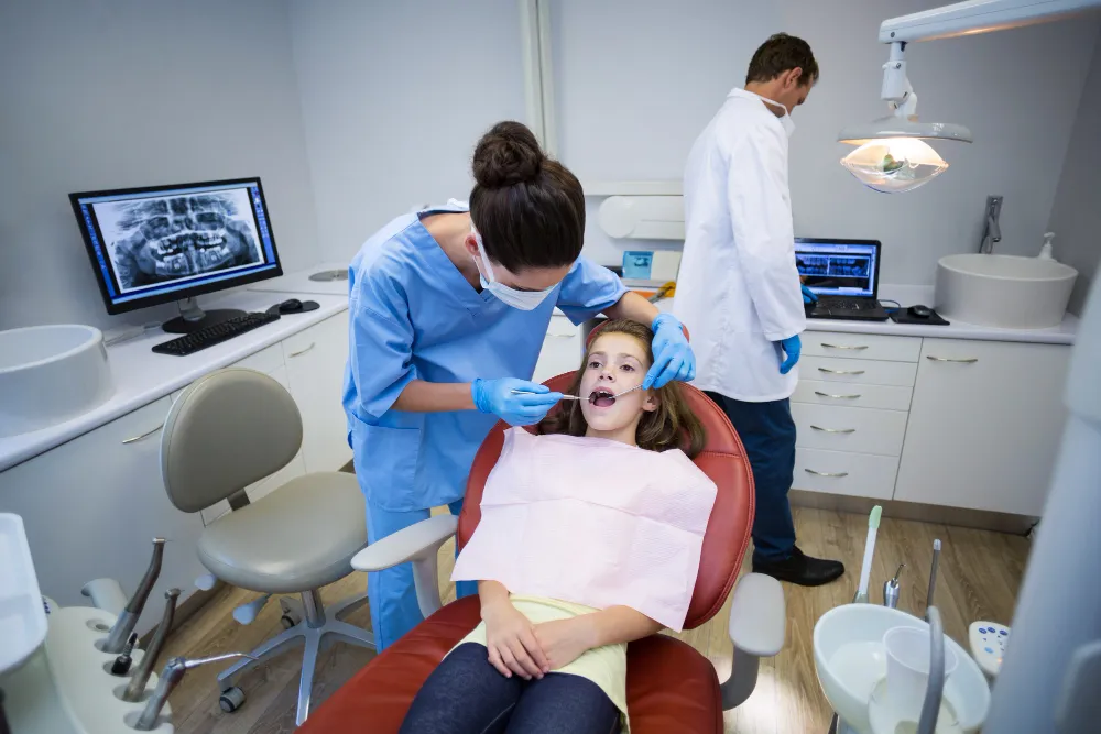 Dental Clinic in Anna Nagar – Comprehensive Care f...