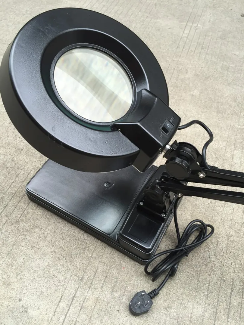 ESD DESKTOP MAGNIFYING LAMP 20X
• Size: Glass dia...