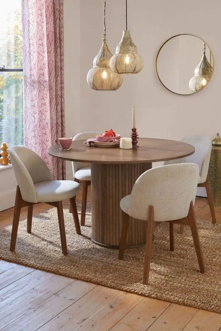 Teak Wood 4 Seater Dinning with Round Dinning Base...