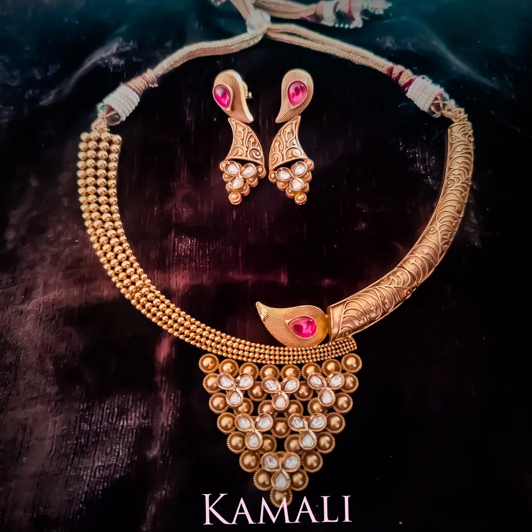 Exclusive Designer Jewellery
Kundan Necklace Set ...