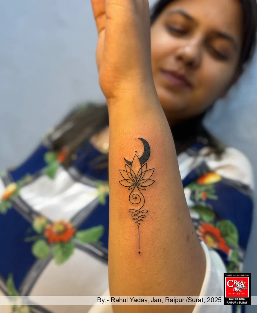 GRACE IN SIMPLICITY🌙✨
This minimalistic tat...