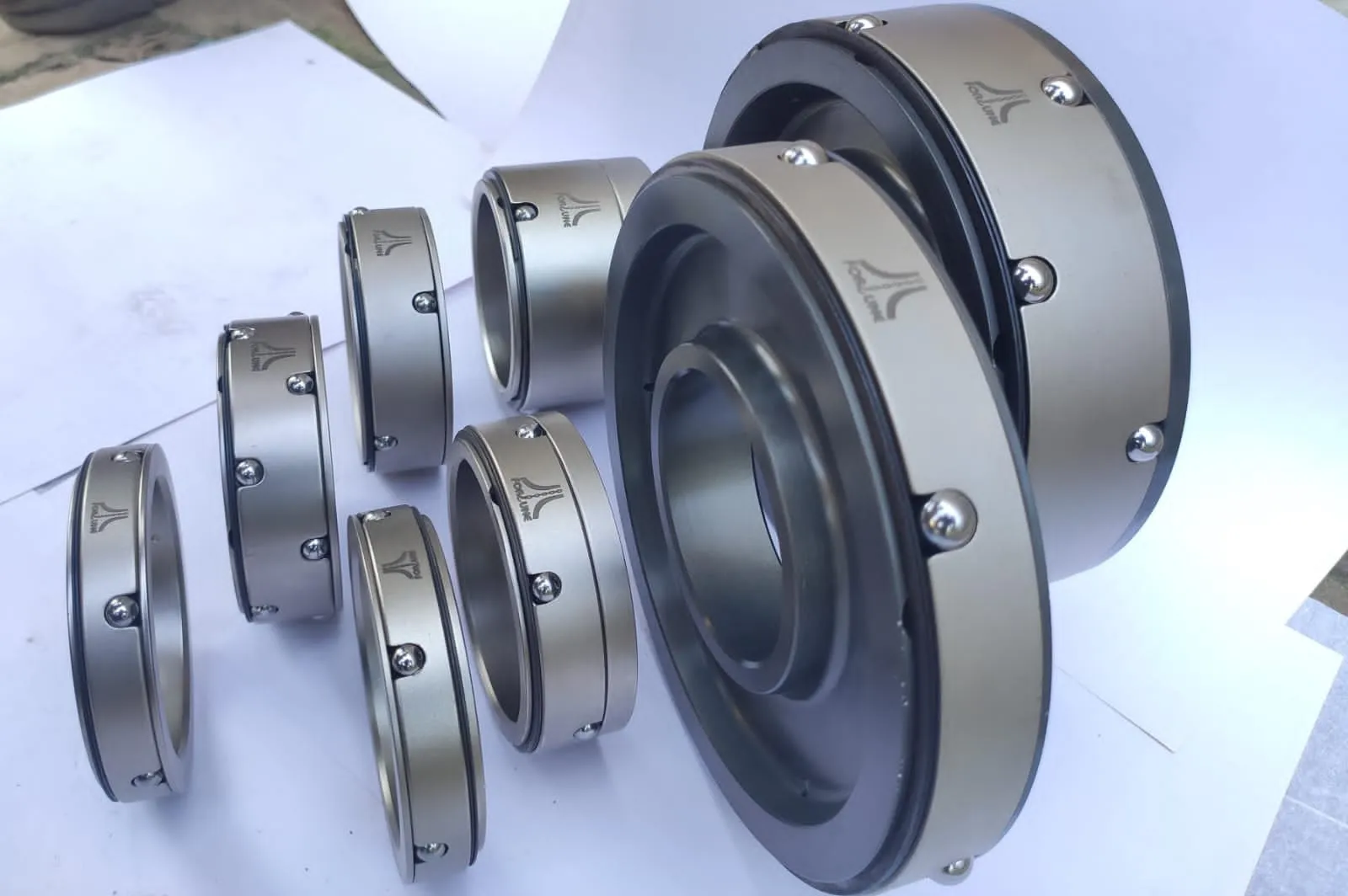 Ball Lock : is a type of quick-release coupling co...