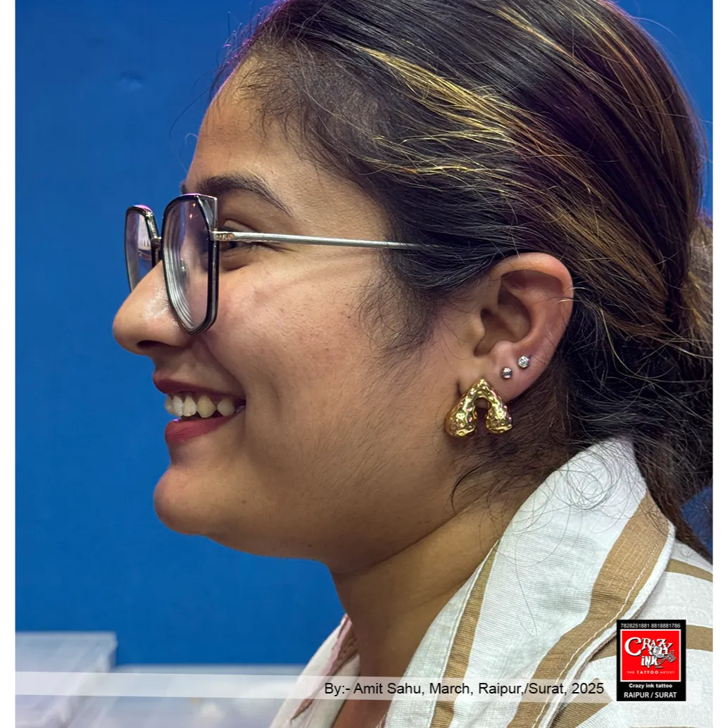 MINIMAL GLAM - DOUBLE LOBE PIERCING THAT ELEVATES ...