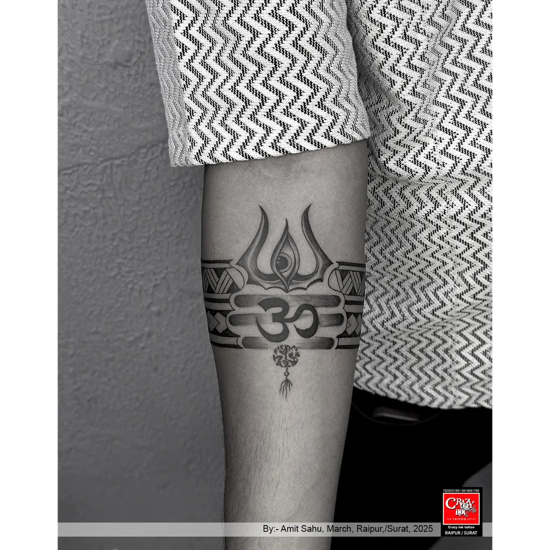 DIVINE INK - TRISHUL OM & THIRD EYE TATTOO
...