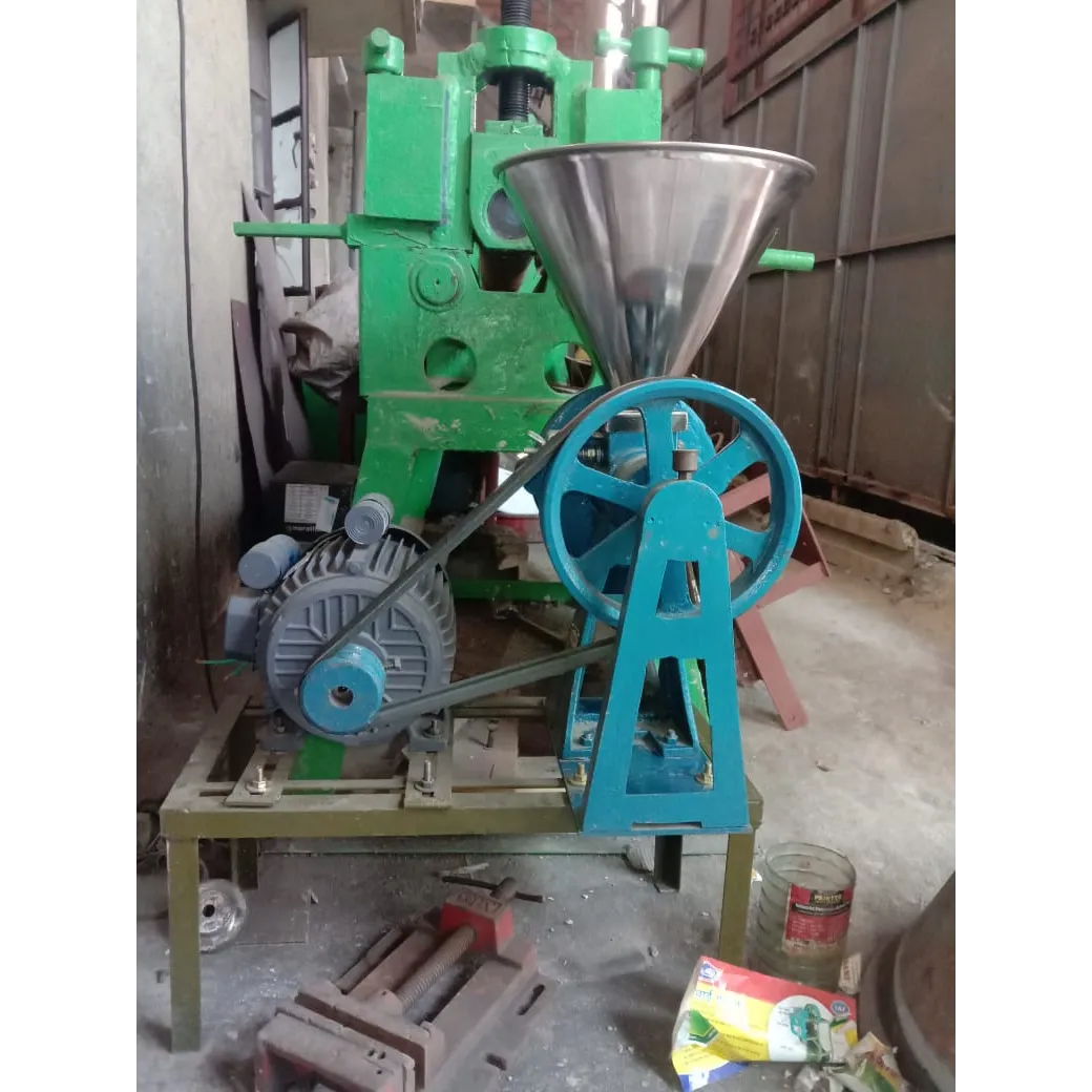 Wheat Grinding Machine/Gili Dal pisne ka machine M...