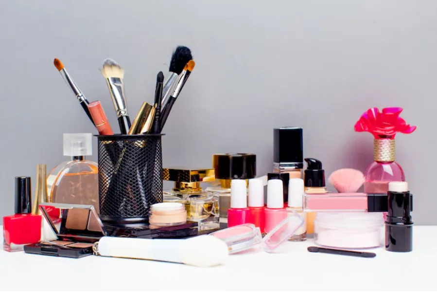 Beauty Cosmetics – Elevate Your Everyday Look with...