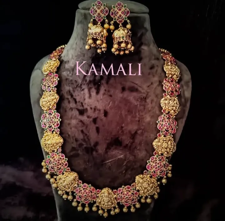 Antique Jewellery Collections
All time Favorite A...