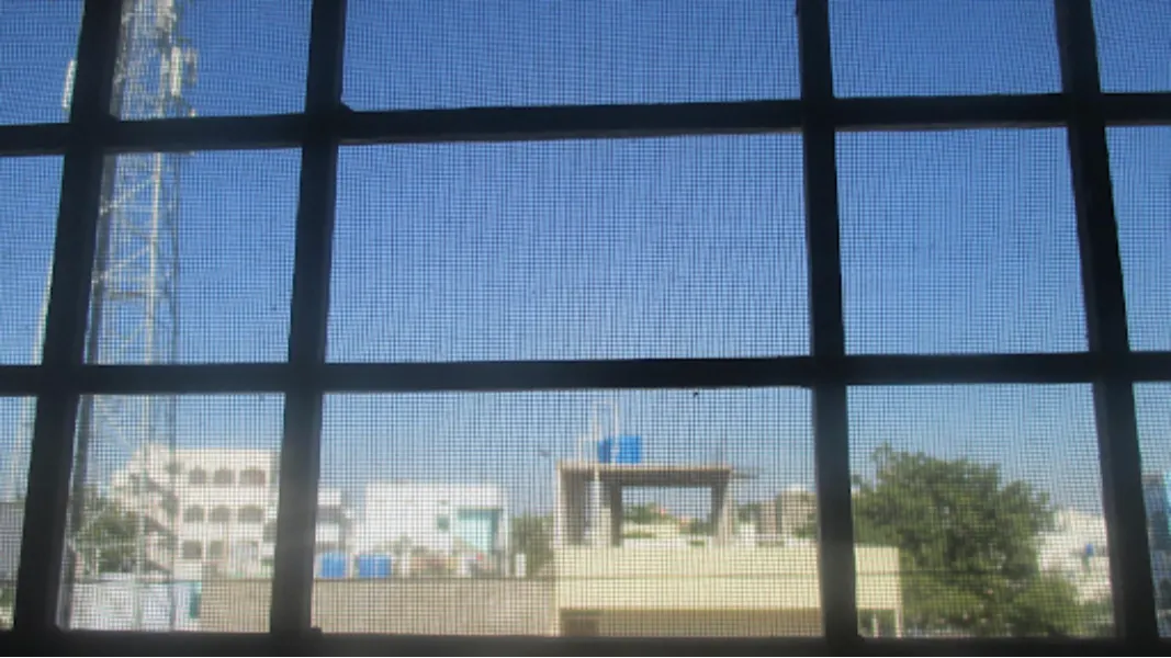 Pleated Window Mesh in Pimpri Chinchwad – Clean Fi...