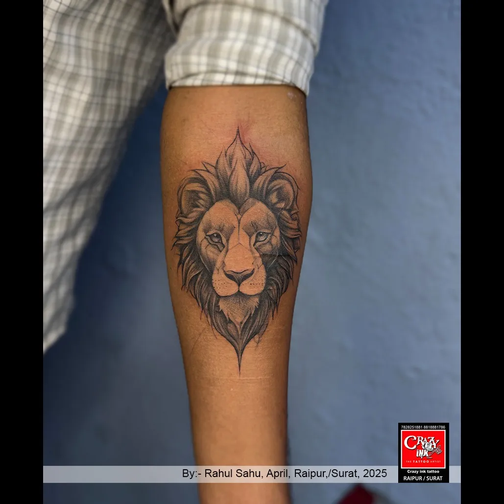 THE MAJESTIC LION TATTOO
This finely detail...