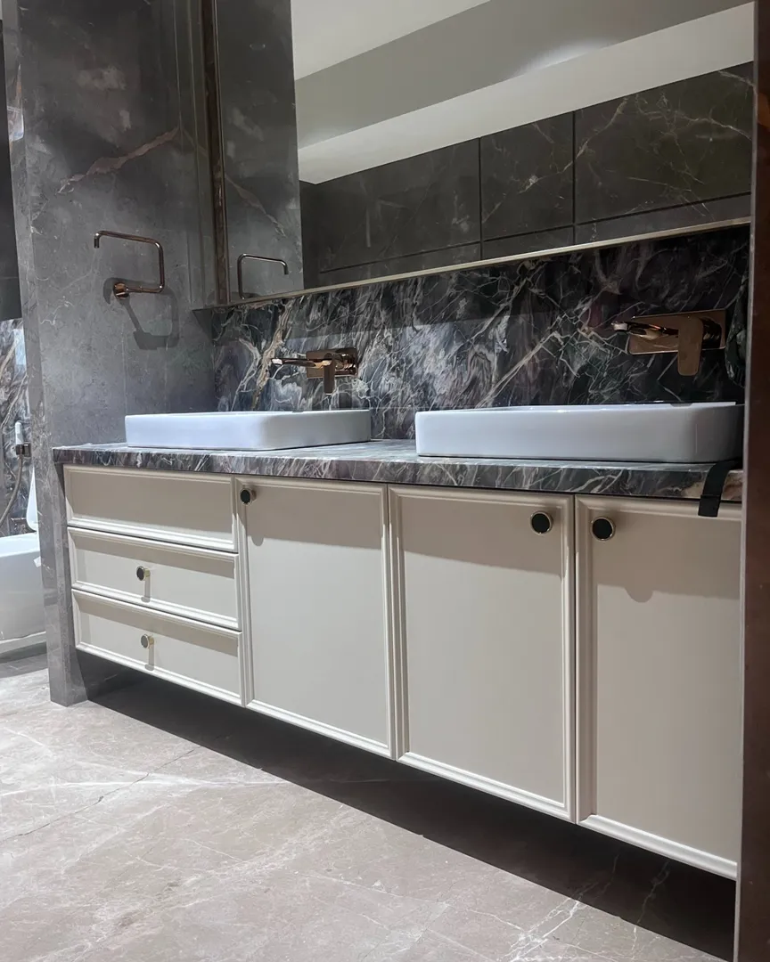 Bathroom Vanity in Kharadi – Elegant Storage Solut...