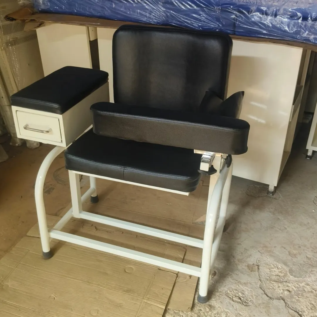 Blood Collection Chair GM 9043C
Hospital Furni...
