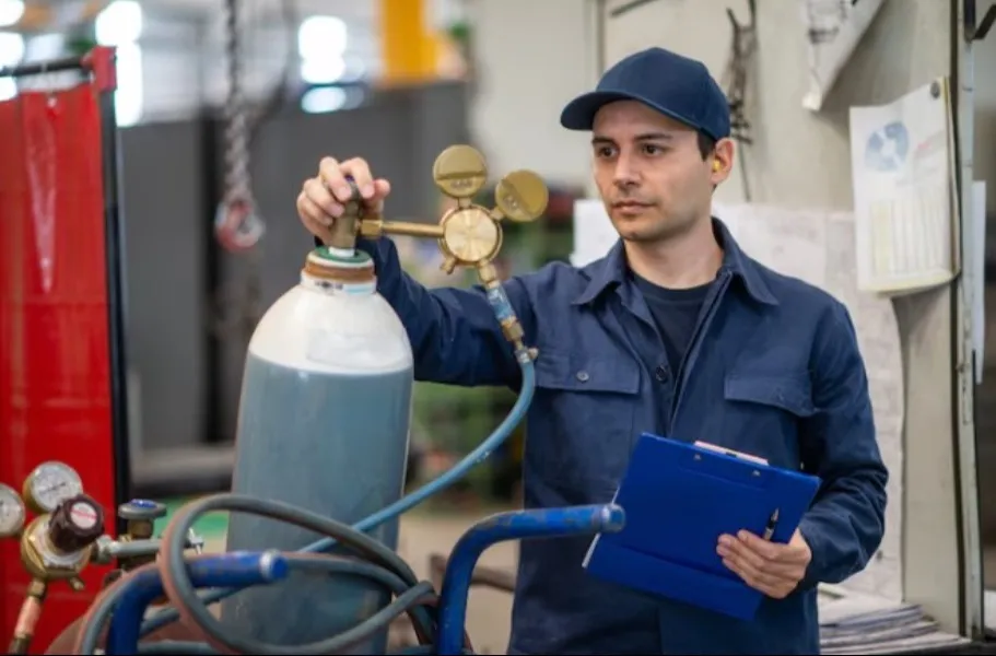 CNG Cylinder Testing in Pune – Expert Inspections ...