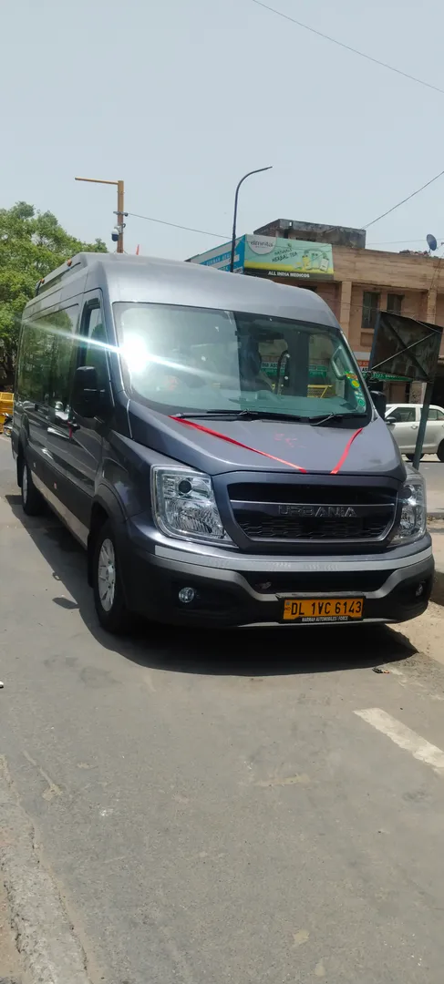 🚌✨ Tempo Traveller & Luxury Urbania Van किराए पर! ...