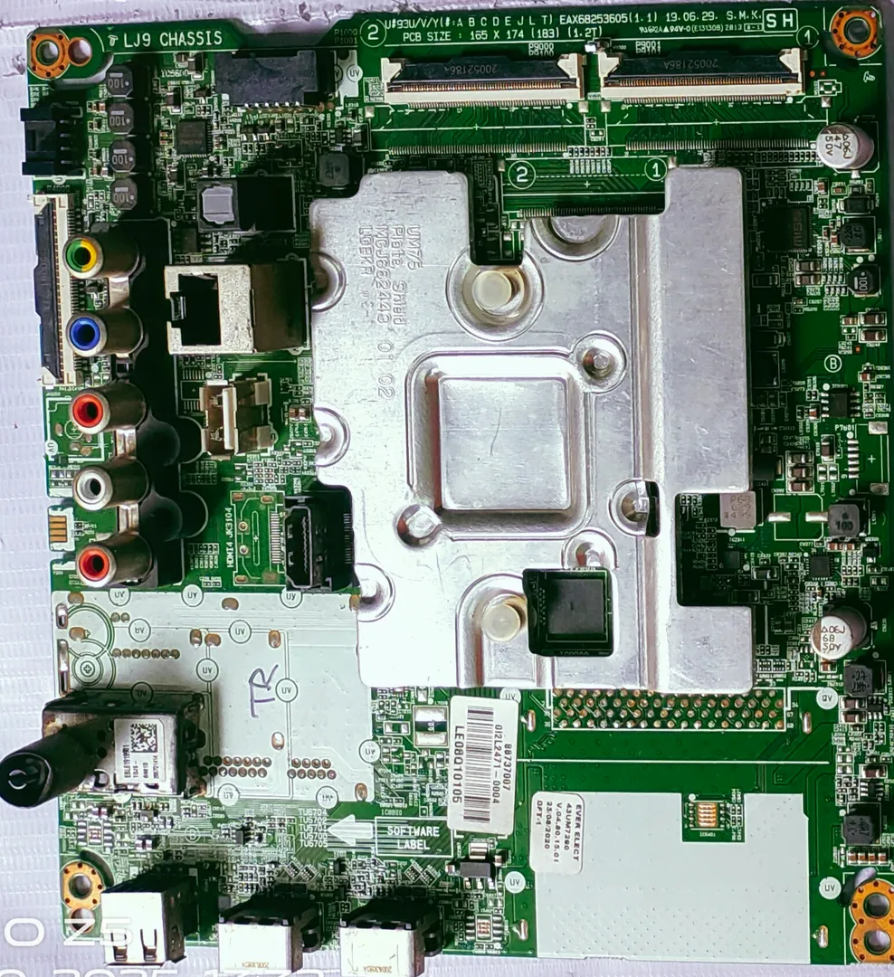 LG 4K MOTHER BOARD MODEL NUMBER 43UM7290 The image...