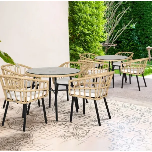 Outdoor Furniture In Kirti Nagar