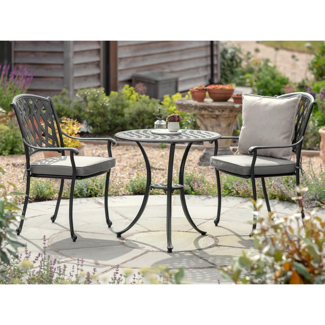 Poolside Lounger Supplier In Delhi