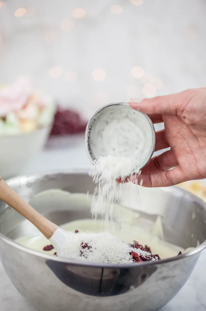 Sugar Paste in OMR – Elevate Cake Artistry