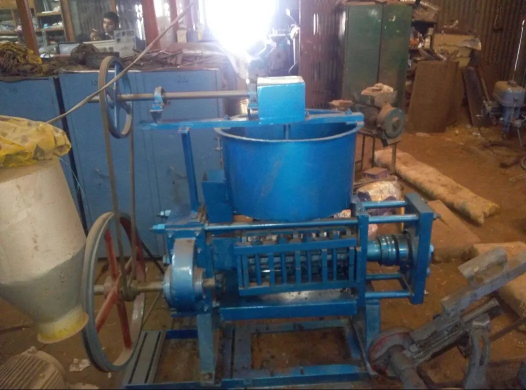 Oil expeller manufacturer and supplier in Nagpur, Akola, Sagar, Indore, Hyderabad, Prayagraj, Kanpur...