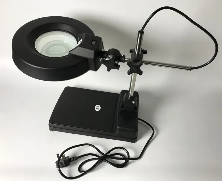 ESD DESKTOP MAGNIFYING LAMP 10X