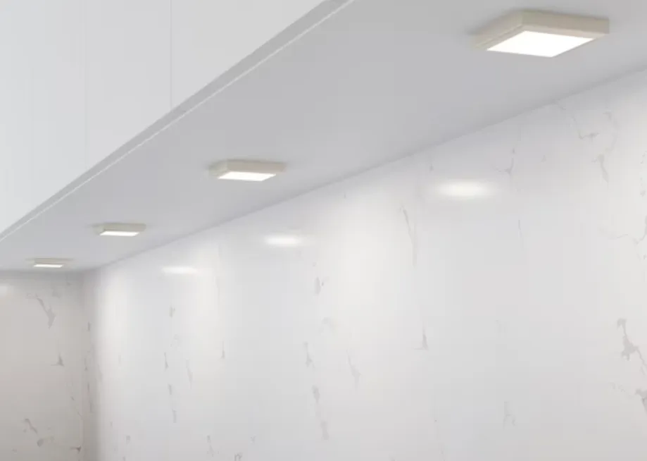 Clean Room Lighting in Alandur – Controlled Lighting for Critical Environments