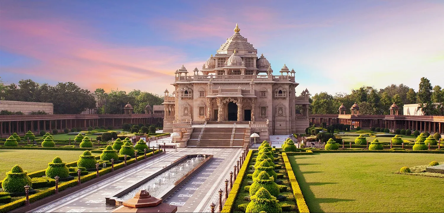 Places to Visit in Gujarat
Gandhinagar
"India’s Green and Planned Capital"
Gandhinagar, the capit...