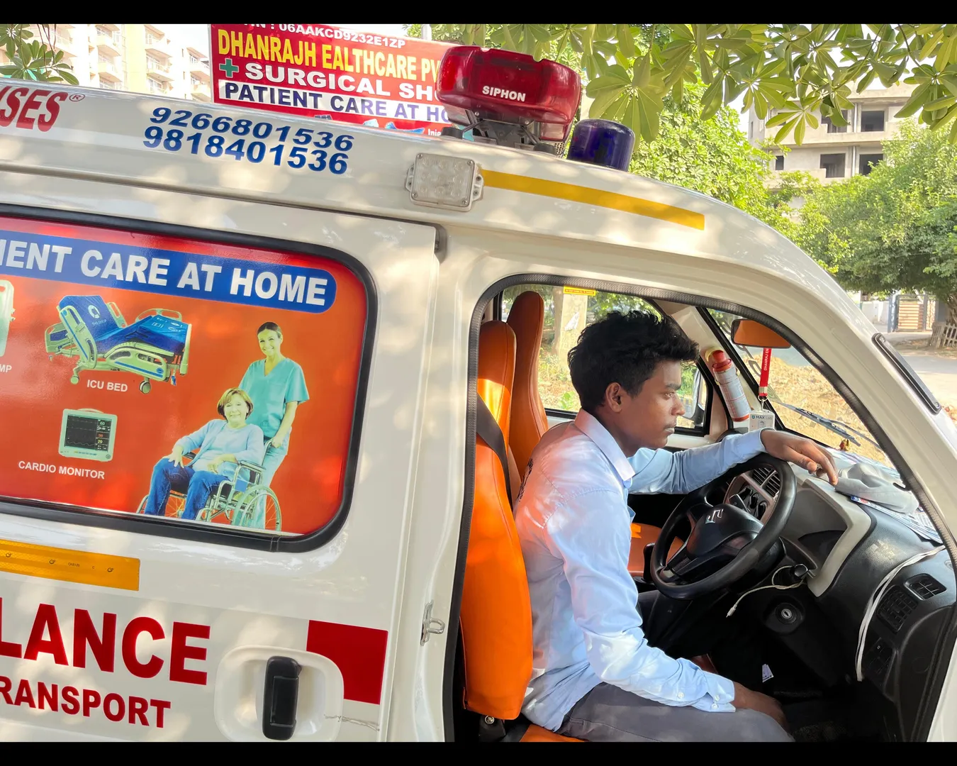 Ambulance services 24/7 in Noida