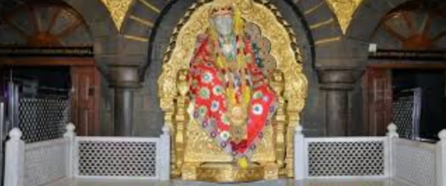 Reliable Lonavla to Shirdi Cab for a Peaceful Pilgrimage
