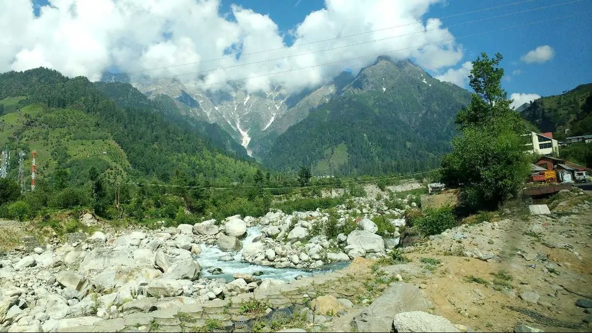 Places to visit in Arunachal Pradesh
Roing
"Arunachal’s gateway to the Dibang Valley and tribal cu...