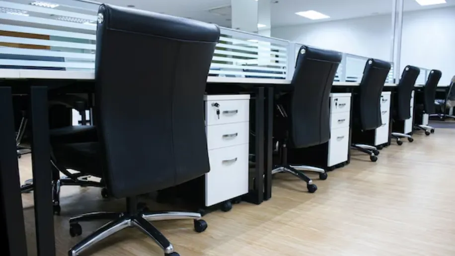 Modular Office Furniture Manufacturers in Pune for Productive Workspaces