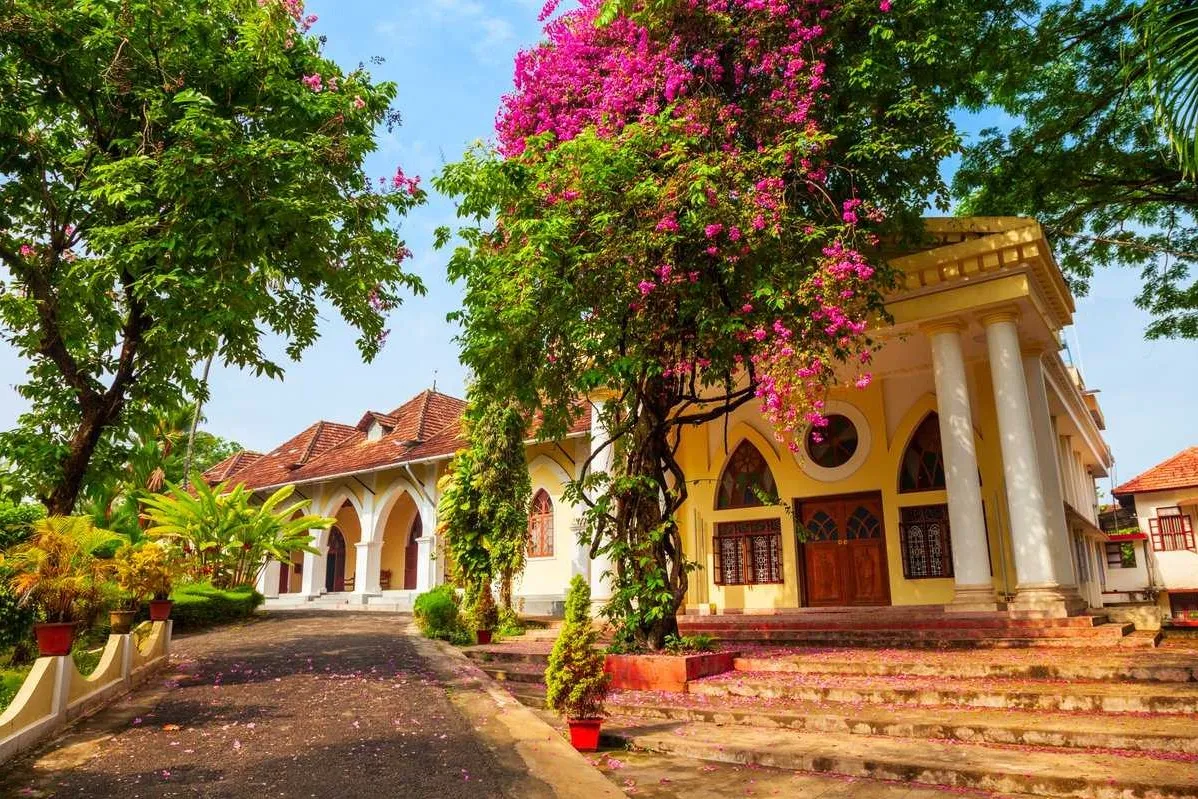 Places To Visit In Kochi
Indo Portuguese Museum
Indo Portuguese Museum, Kochi Overview
Situated i...
