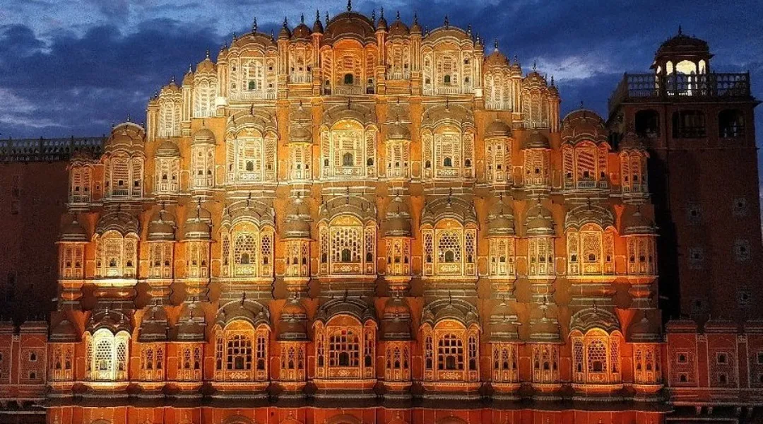 Places To Visit In Jaipur
Hawa Mahal
Hawa Mahal, Jaipur Overview
The massive edifice of Hawa Maha...