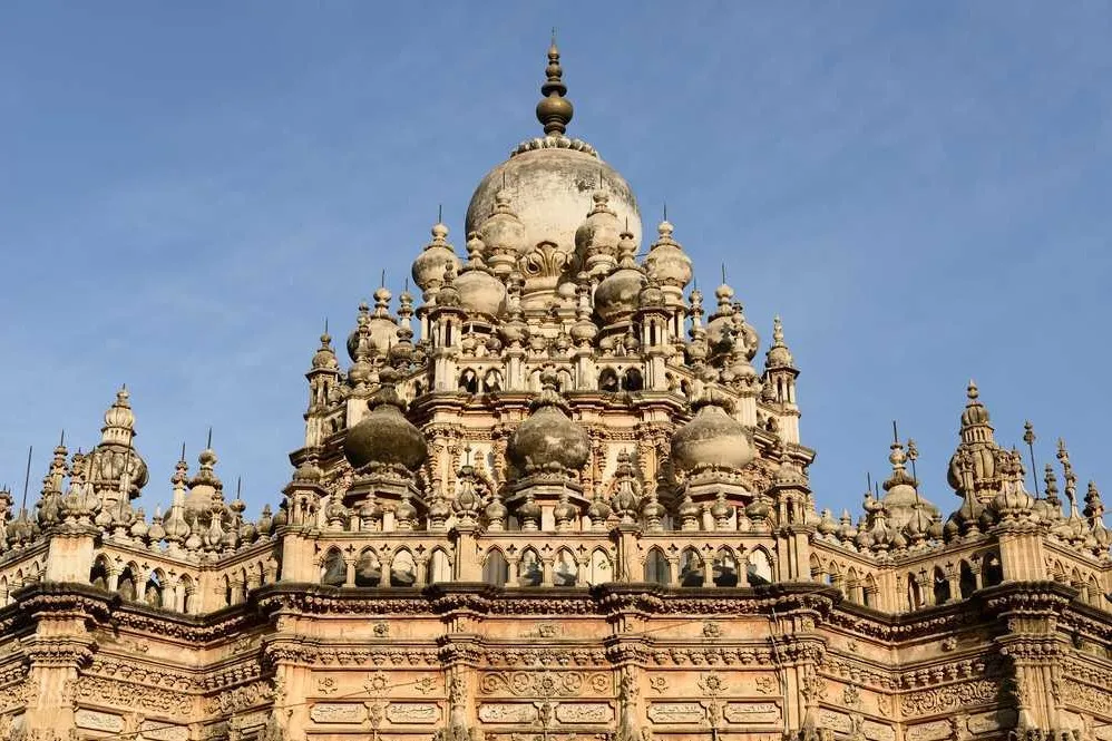 Places to Visit in Gujarat
Gandhinagar
"India’s Green and Planned Capital"
Gandhinagar, the capit...