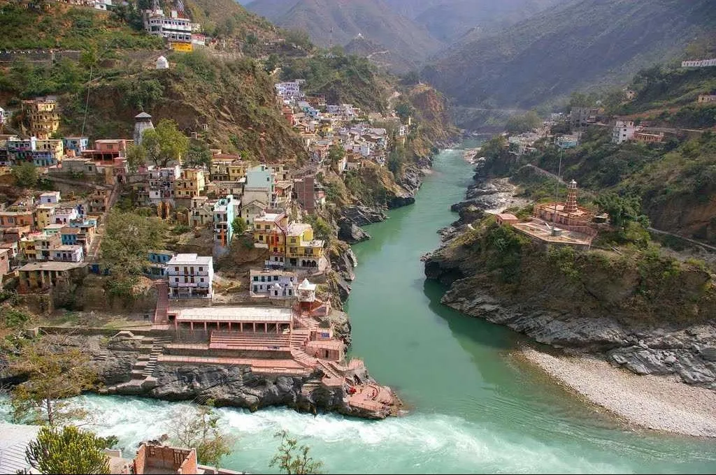 Places To Visit In North India
Tehri Garhwal
"Uttarakhand’s region with dam views and high-altitud...