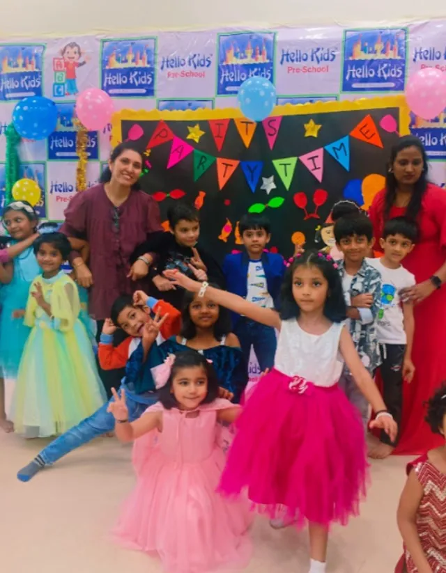 Senior KG in Malad West for Academic Readiness