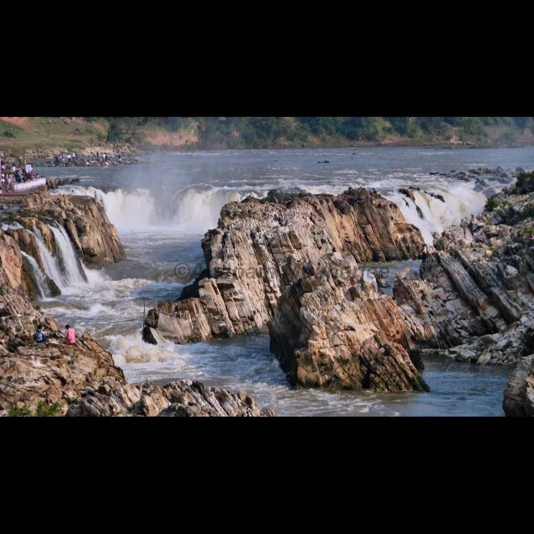 Tourist places in Madhya Pradesh
Bhedaghat
"Marble Rocks and Waterfalls in MP"
Bhedaghat is known...