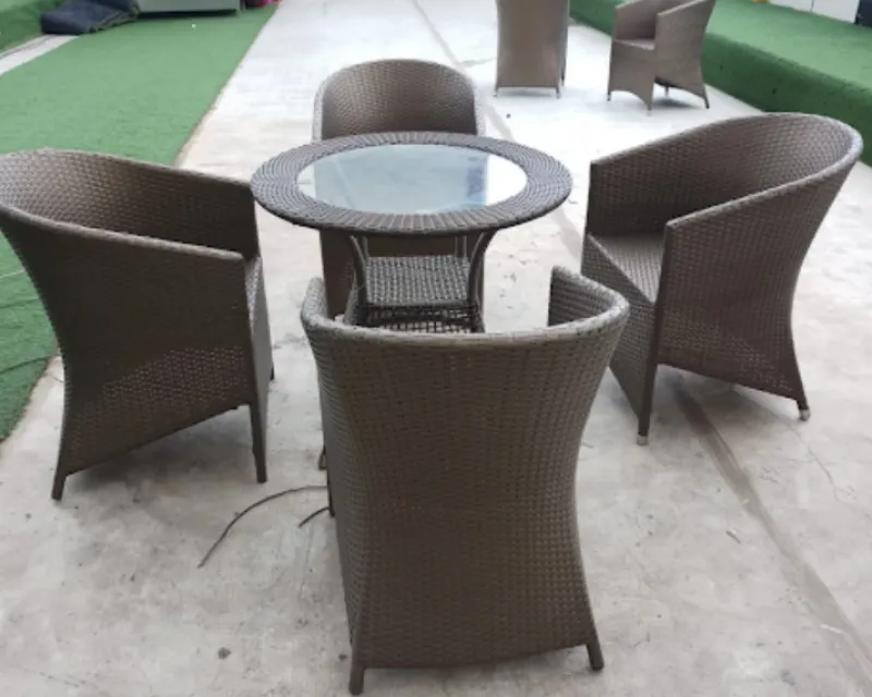 LIOF 065 Outdoor Table Set in Delhi