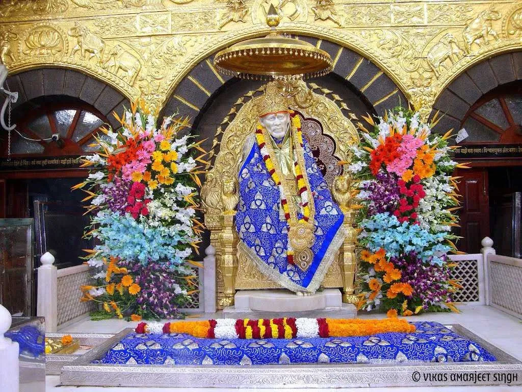 Tourist places in Maharashtra
Shirdi
Shirdi Tourism
Located at a distance of 122 Km from Nasik i...