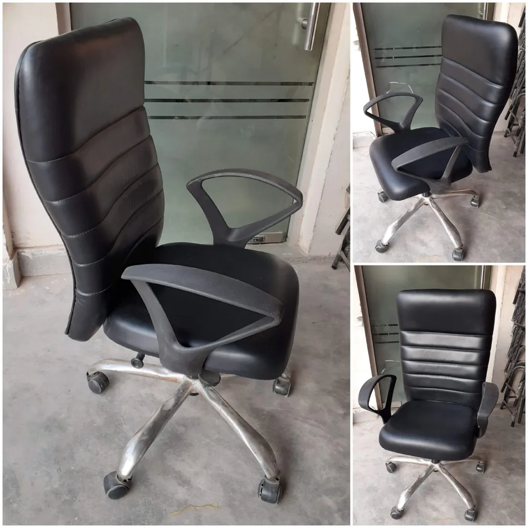 Durable anti static chairs for cleanrooms Delhi NCR