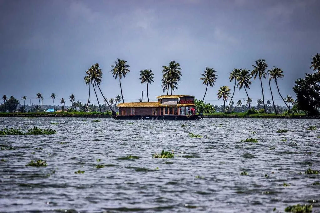 Tourist Places in Kerala
Alleppey
Alleppey Tourism
Officially called Alappuzha, Alleppey is know...