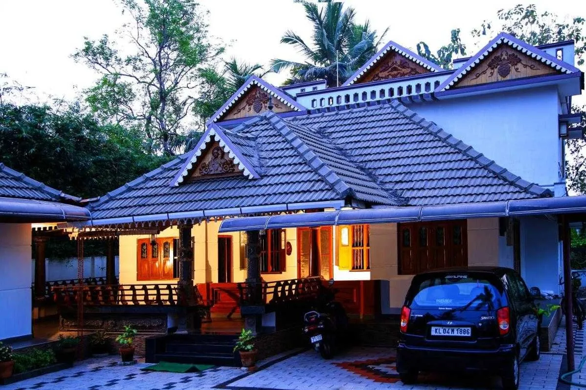 Places To Visit In Alleppey
Punnamada Lake
Punnamada Lake, Alleppey Overview
Punnamada Lake is an...