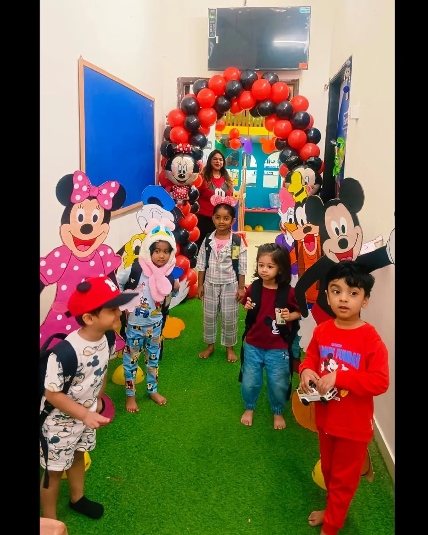 Play School in Malad West for Joyful Learning