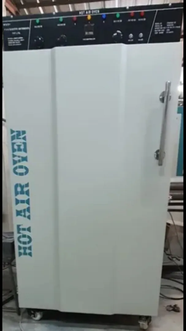 Tripple Walled Hot Air Oven Manufacturer in Bangalore | Better Heat Stability