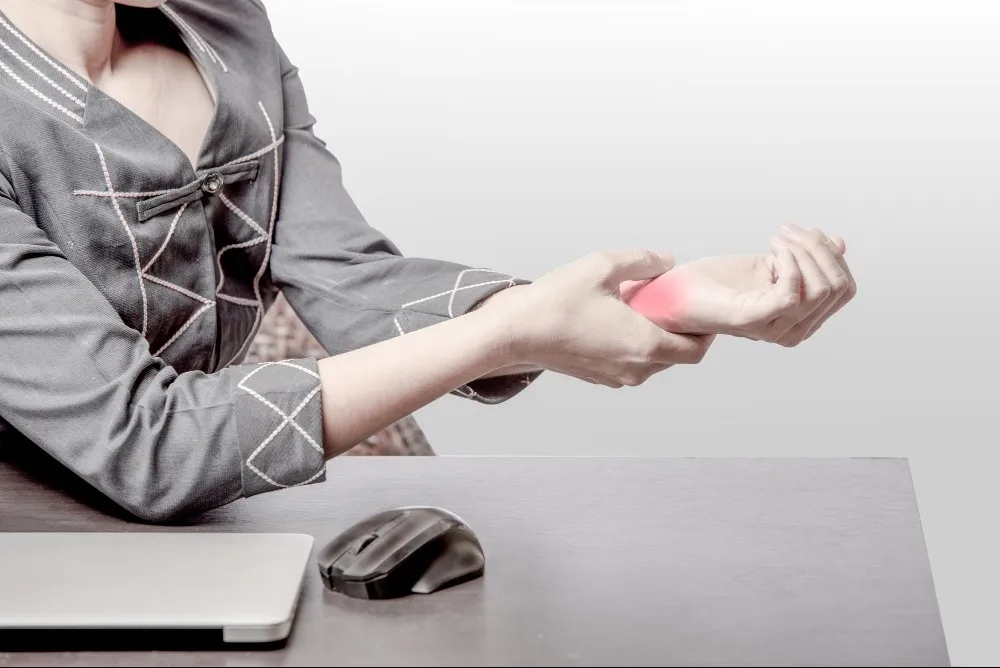 Relieve Pain with Painful Wrist Conditions Treatment in Mumbai