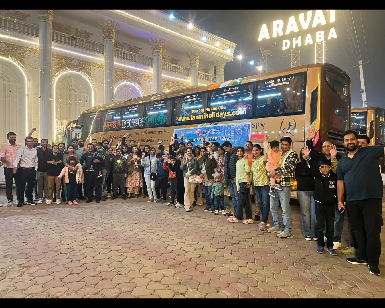 Urbania on Rent in Delhi – Luxury Travel by MS Tour & Travels