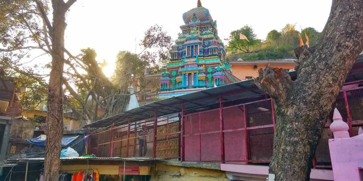 Places To Visit In Rishikesh
Shree Neelkanth Mahadev Temple
Neelkantha Mahadeva Temple, Rishikesh ...