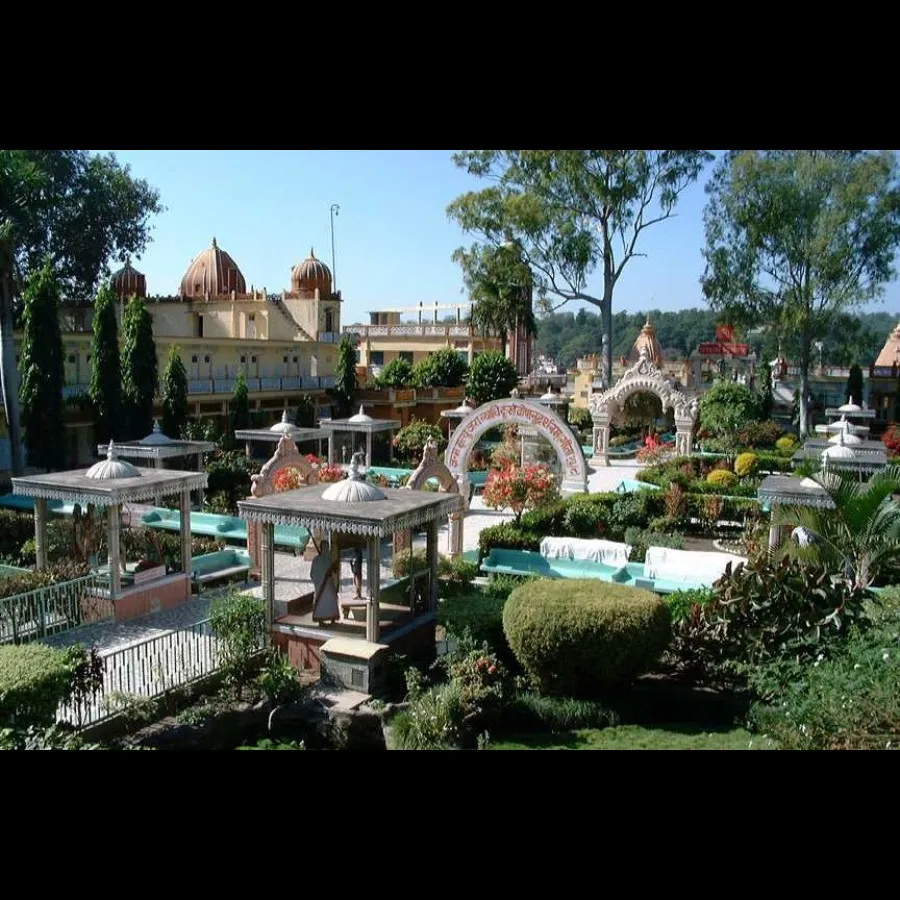 Places To Visit In Rishikesh
Parmarth Niketan Ashram
Parmarth Niketan Ashram, Rishikesh Overview
...